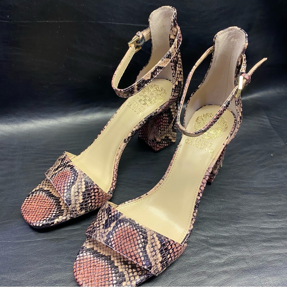 Vince Camuto Women’s Snake Print Winderly Sandal - 6.5 (37)